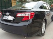 Gia đình bán Toyota Camry đời 2014, màu đen, xe nhập