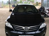 Bán Toyota Corolla Altis đời 2011, màu đen xe gia đình, 615tr