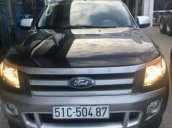 Gia đình bán Ford Ranger MT XLS đời 2012, màu đen