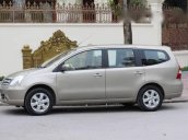 Gia đình cần bán xe Nissan Grand livina sản xuất cuối 2012, số sàn 07 chỗ ngồi