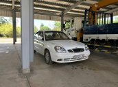 Bán ô tô Daewoo Nubira sản xuất 2000, màu trắng số sàn