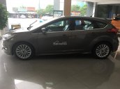 Ford Long Biên cần bán Ford Focus 1.5 AT Sport Hatchback đời 2017, đủ màu giao ngay - 0944.844.800