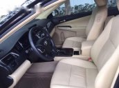 Bán xe cũ Toyota Camry 2.0E đời 2015, màu đen