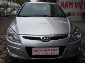 Cần bán Hyundai i30 Premium năm 2009, màu bạc, xe nhập