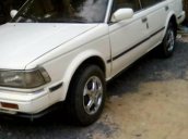 Bán xe cũ Nissan Bluebird đời 1988, màu trắng