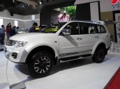 Bán xe Mitsubishi Pajero Sport 2017, máy dầu/ máy xăng, giá cạnh tranh