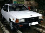 Gia đình bán Toyota Corolla đời 1983, màu trắng