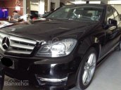 Cần bán xe Mercedes C300 đời 2011, màu đen, xe nhập