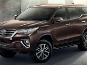 Bán Toyota Fortuner 2018, đủ màu, giao xe ngay, trả góp 90%, vay đến 7 năm. Gọi: 0973530250