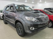 Cần bán xe Toyota Fortuner 2.5G đời 2016, màu xám ghi