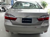 Cần bán xe Toyota Camry 2017, giá cạnh tranh