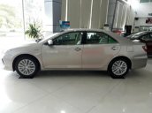 Cần bán xe Toyota Camry 2017, giá cạnh tranh