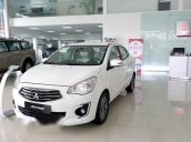 Cần bán xe Mitsubishi Attrage đời 2017, màu trắng, nhập khẩu chính hãng