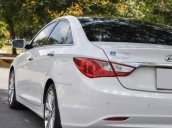 Em bán Hyundai Sonata đời 2011, màu trắng, nhập khẩu chính hãng