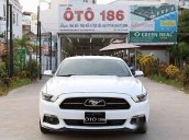 Cần bán lại xe Ford Mustang GT đời 2015, màu trắng, nhập khẩu chính hãng