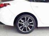 Bán Mazda 6 đời 2017, màu trắng