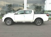 Bán ô tô Mazda BT 50 2.2 đời 2016, màu trắng, giá 665tr