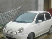 Gia đình cần bán Daewoo Matiz đời 2004, màu trắng 