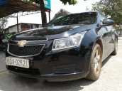 Cần bán Chevrolet Cruze LT đời 2011, màu đen chính chủ 