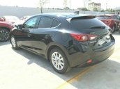 Bán Mazda 3 1.5 đời 2016, màu đen