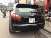 Bán xe cũ Porsche Cayenne sản xuất 2010, màu đen, nhập khẩu