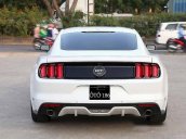 Cần bán lại xe Ford Mustang GT đời 2015, màu trắng, nhập khẩu chính hãng