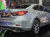 Mazda Phú Mỹ Hưng - Bán xe Mazda 6 2.5 Premium đời 2018, màu bạc, giao xe ngay