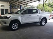 Bán Toyota Hilux E 2017, màu trắng, nhập khẩu giá cạnh tranh