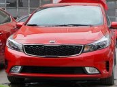 Bán Kia Cerato 2017 đủ màu, xe có sẵn, nhiều quà tặng, giảm giá tiền mặt, trả góp 85%. Giao xe ngay - 0946 339396