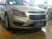 Bán xe Chevrolet Cruze đời 2016, màu bạc, 699 triệu