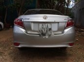 Bán ô tô Toyota Vios sản xuất 2015, màu bạc số sàn