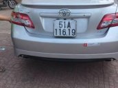 Cần bán xe cũ Toyota Camry năm 2010, màu bạc