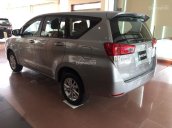 Cần bán Toyota Innova 2.0 G AT năm 2017, màu bạc, 822 triệu