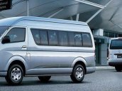 Cần bán xe Toyota Hiace năm 2017, màu trắng