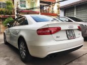 Tôi cần bán xe Audi A4 2013, màu trắng, nhập khẩu chính hãng như mới