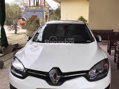 Em cần bán gấp Renault Megane sản xuất 2015, màu trắng, xe nhập số tự động