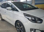 Bán Kia Rondo 2.0AT màu trắng 2016 bản full đồ mới 95%