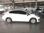 Bán xe Kia Rio đời 2016, màu trắng, nhập khẩu chính hãng