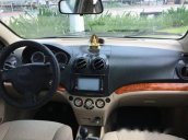 Cần bán gấp Daewoo Gentra SX năm 2009, màu trắng chính chủ