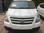 Cần bán Hyundai Starex đời 2017, màu trắng, nhập khẩu, giá 801tr