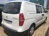 Cần bán Hyundai Starex đời 2017, màu trắng, nhập khẩu, giá 801tr