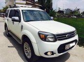 Cần bán gấp Ford Everest đời 2014, màu trắng