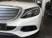 Bán xe Mercedes C250 2018, màu trắng