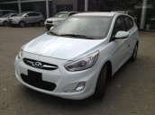 Bán ô tô Hyundai Accent 1.4AT sản xuất 2017, màu bạc, xe nhập giá cạnh tranh