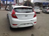 Bán ô tô Hyundai Accent 1.4AT sản xuất 2017, màu bạc, xe nhập giá cạnh tranh