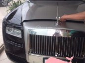 Xe Rolls-Royce Phantom đời 2011, màu đen, nhập khẩu nguyên chiếc