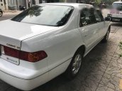 Bán xe cũ Toyota Camry đời 2000, màu trắng, nhập khẩu