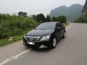 Bán xe cũ Toyota Camry đời 2013, màu đen như mới