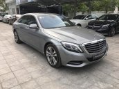 Cần bán xe Mercedes S500 đời năm 2014, màu xám, xe đứng tên công ty xuất đủ hóa đơn