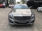 Cần bán xe Mercedes S500 đời năm 2014, màu xám, xe đứng tên công ty xuất đủ hóa đơn